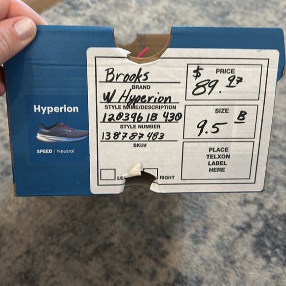 NWT NIB WOMEN'S BROOKS Hyperion 1203961B430 Sz 9.5 - Picture 3 of 4